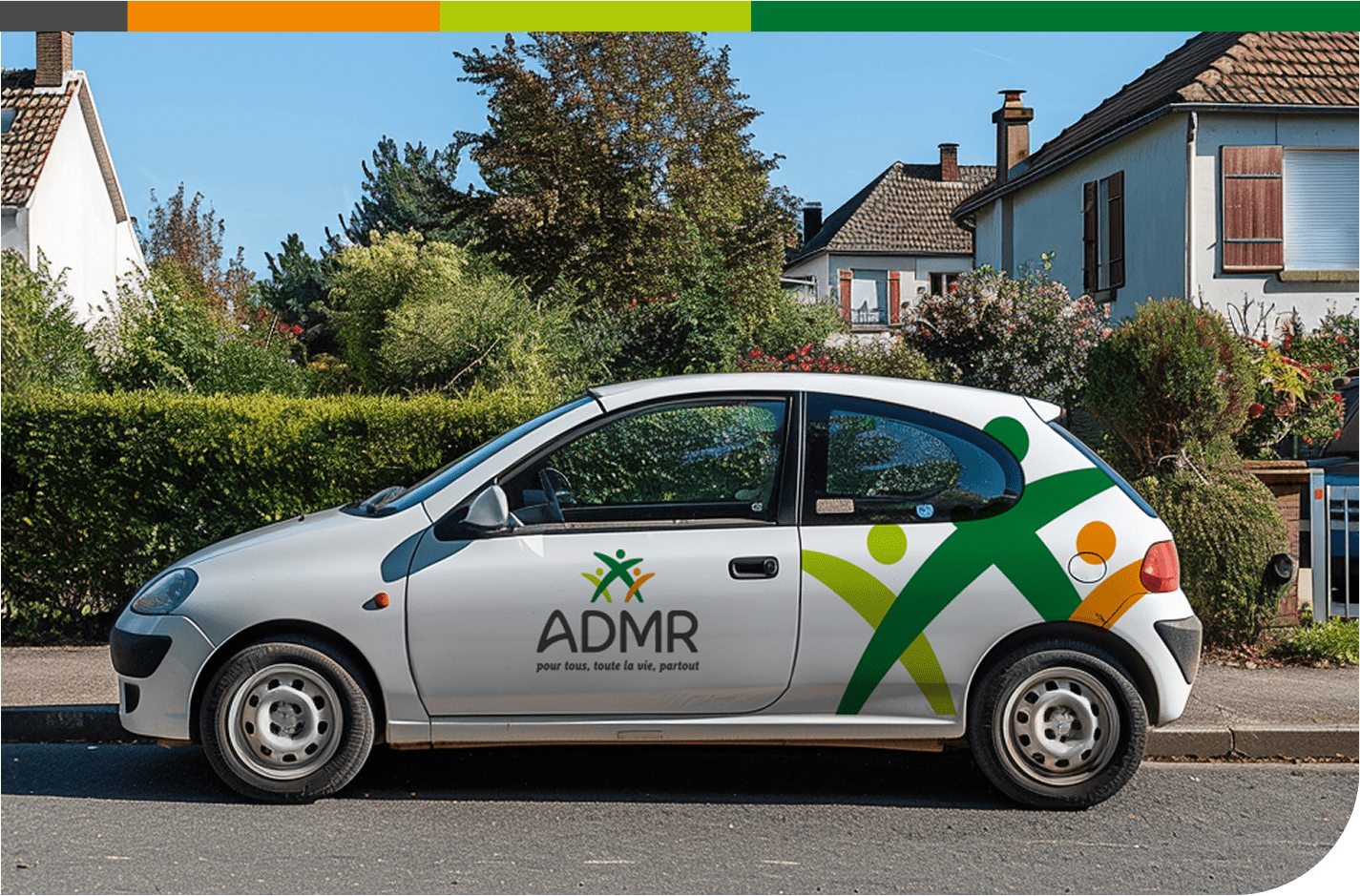 Voiture avec logo ADMR